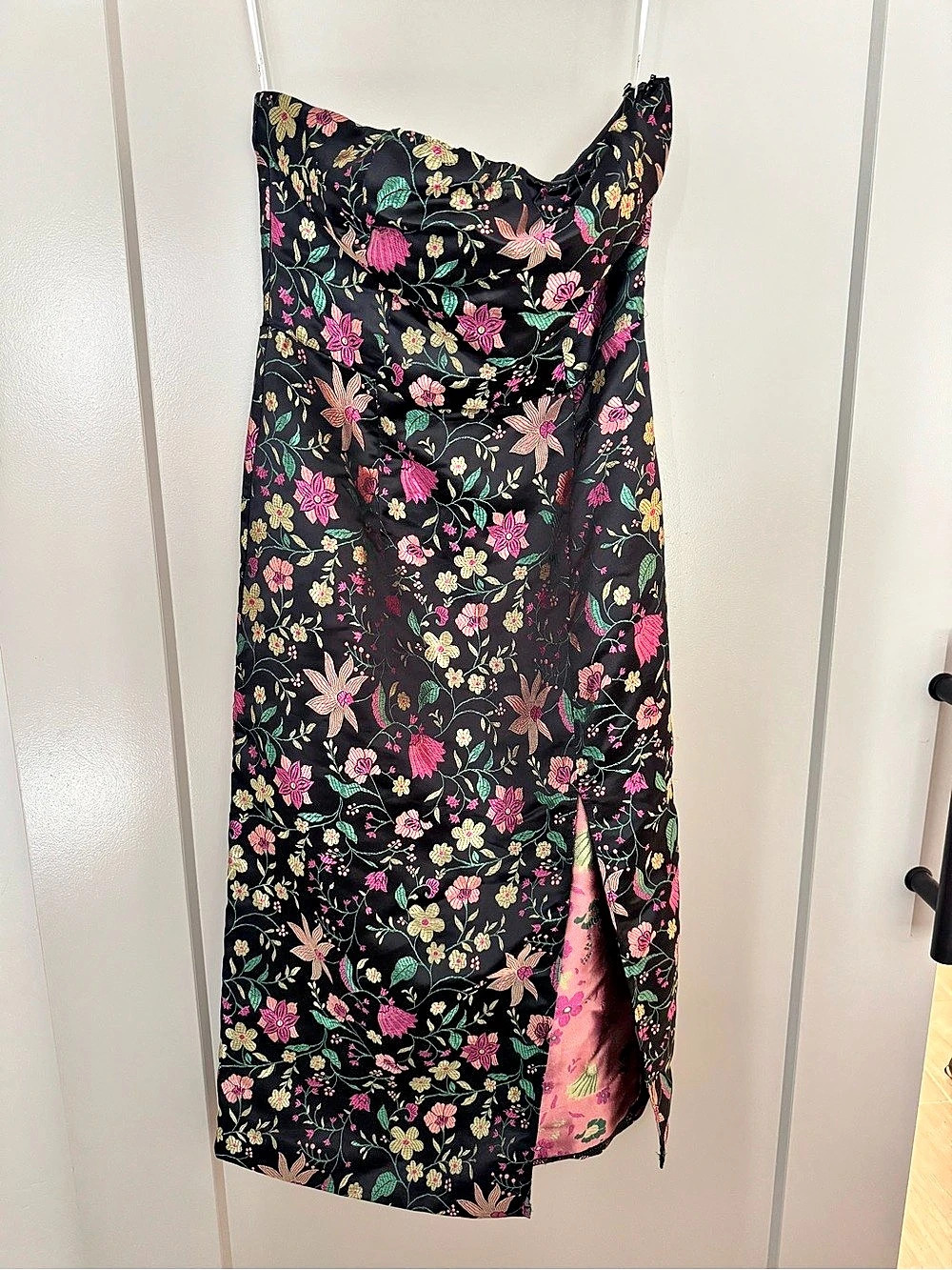 Lulus Make a Move Black Satin Floral Jacquard Strapless Midi Dress Floral